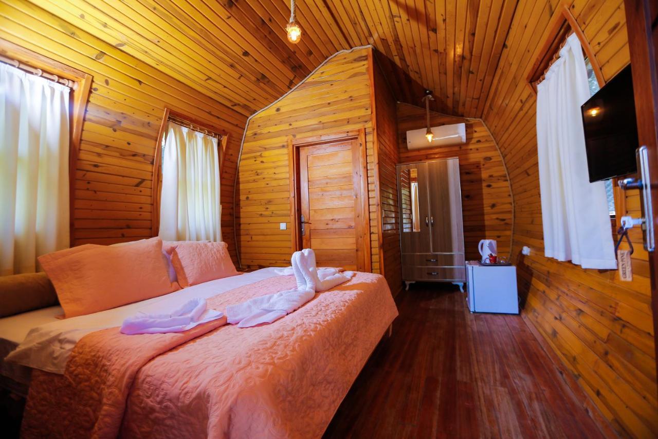 אולודניץ Green Pine Bungalows & Beach Luxury Concept מראה חיצוני תמונה