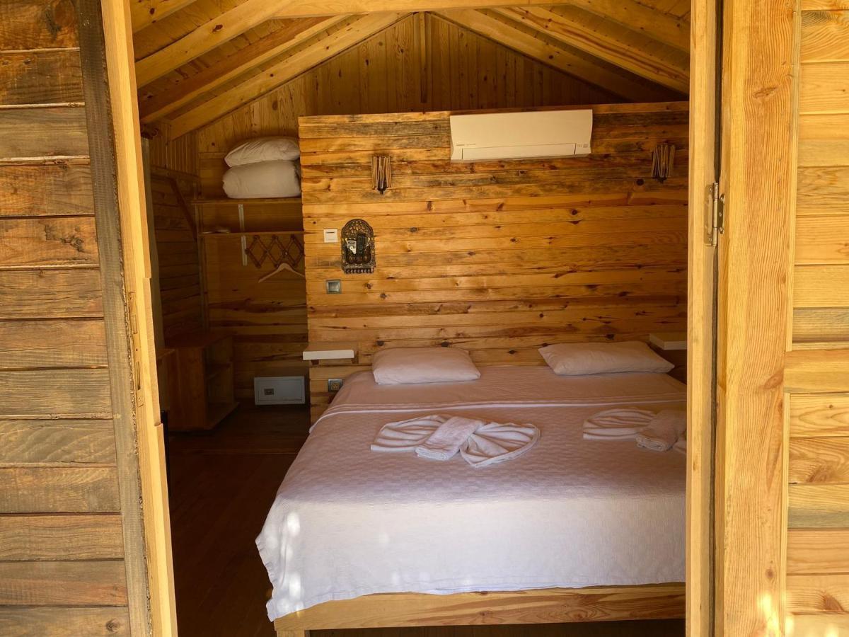 אולודניץ Green Pine Bungalows & Beach Luxury Concept מראה חיצוני תמונה