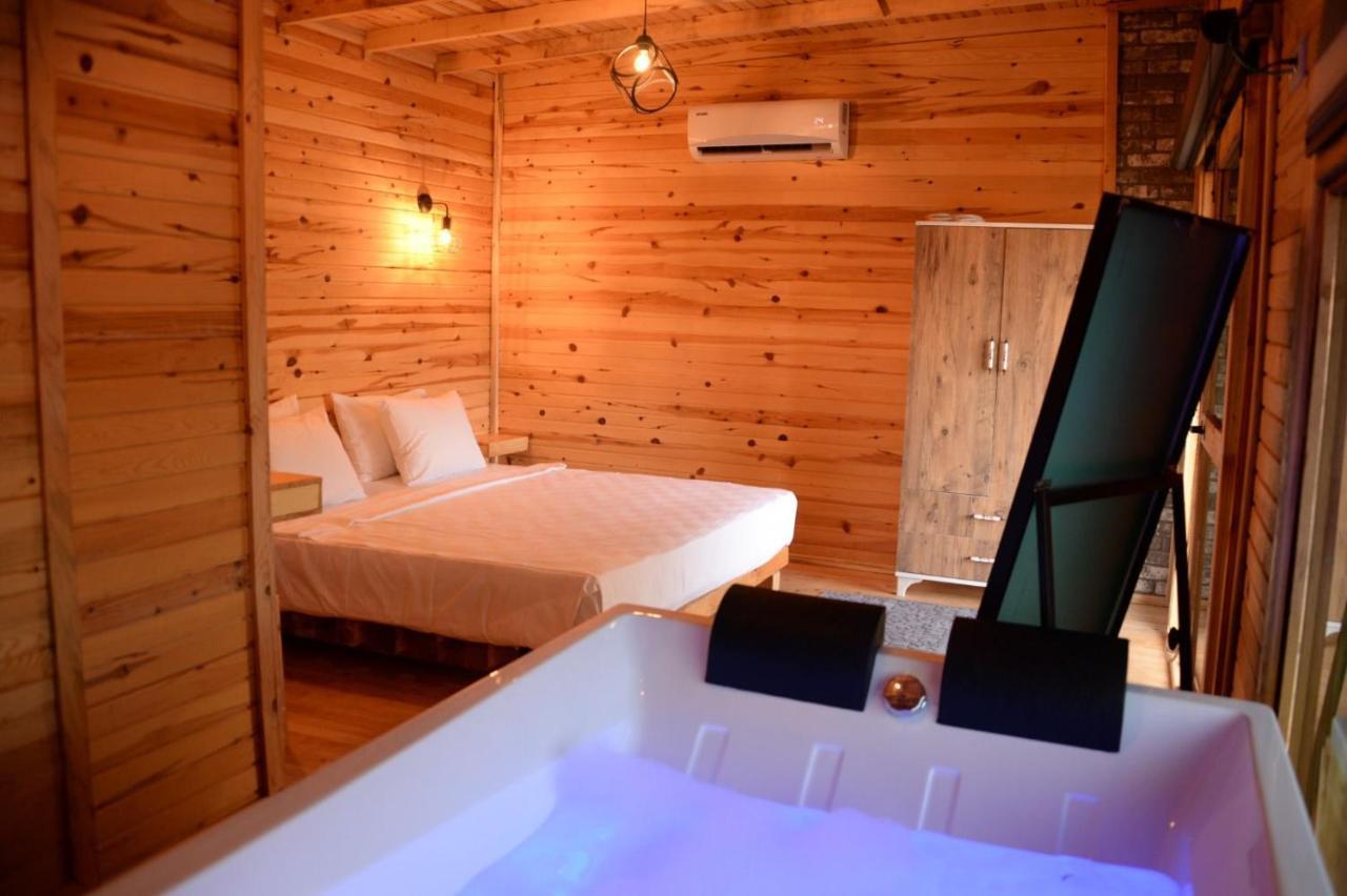 אולודניץ Green Pine Bungalows & Beach Luxury Concept מראה חיצוני תמונה