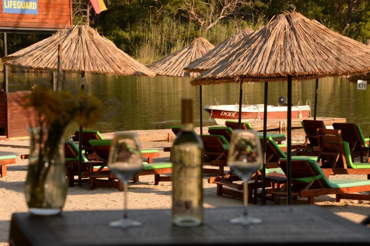 אולודניץ Green Pine Bungalows & Beach Luxury Concept מראה חיצוני תמונה